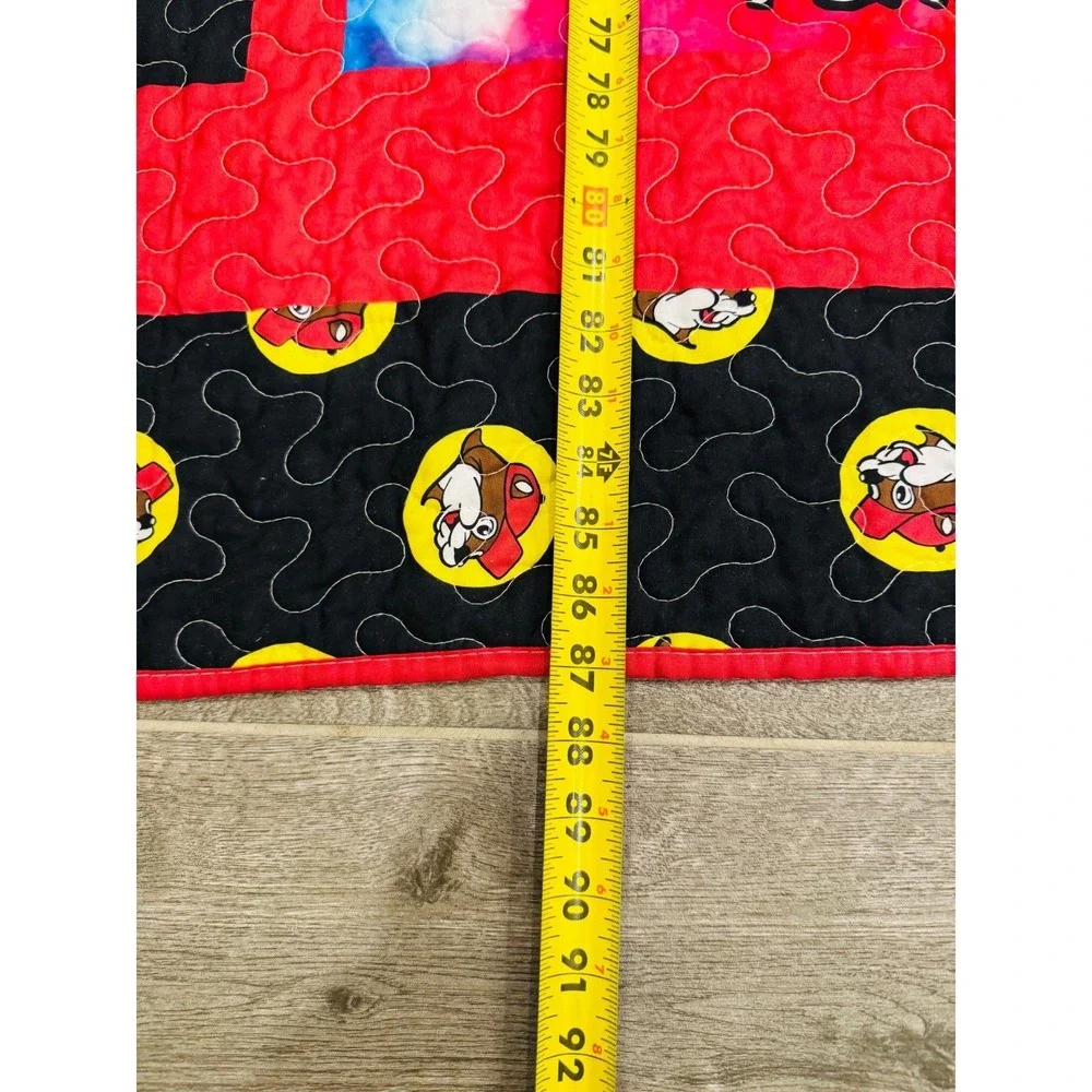 Buc-ees Quilt Throw Blanket Large Red Multi Tie Dye Patchwork Graphic 87x87